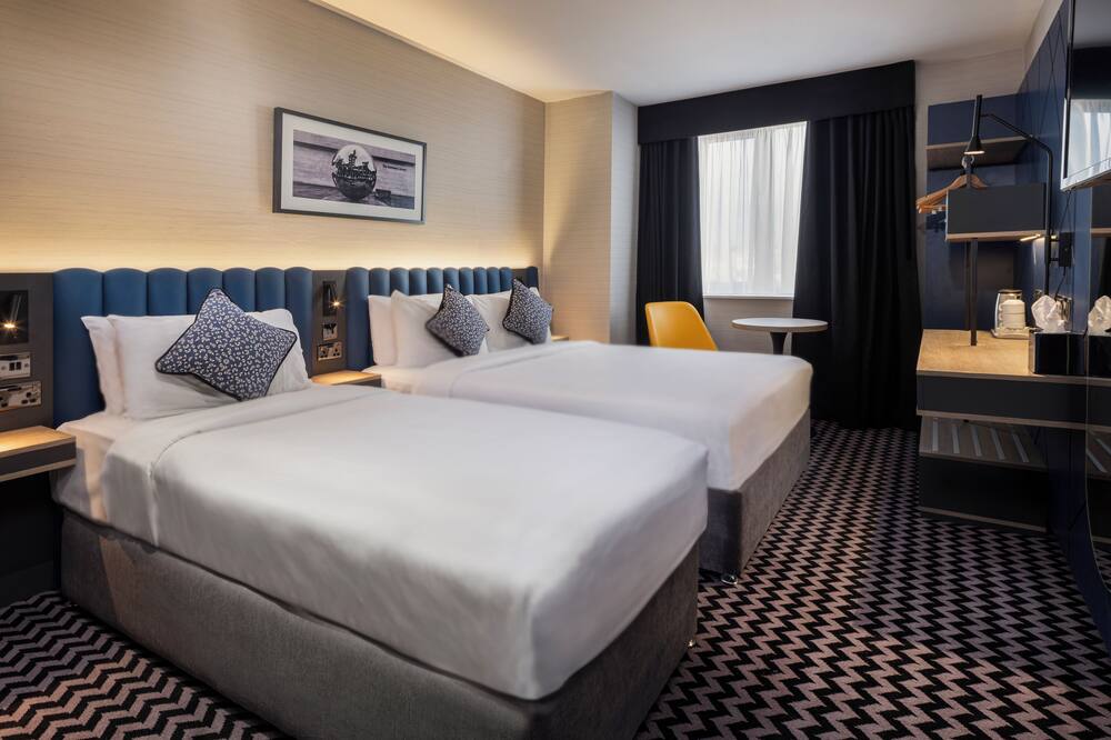 アカデミー プラザ ホテル 写真