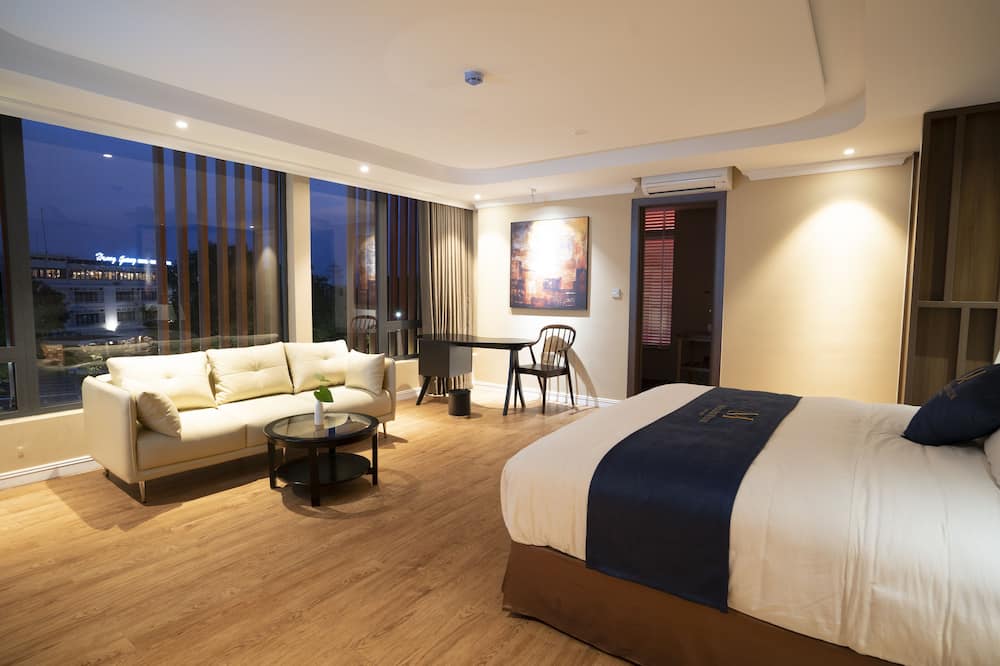 ミレニアム ヒューホテル 写真