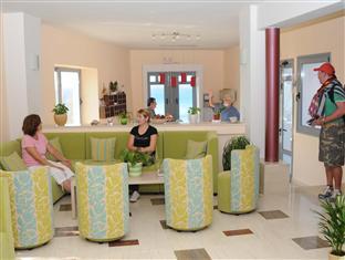 Horizon Beach Hotel 写真