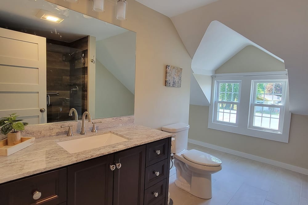 ザ ヒドゥン イン 写真