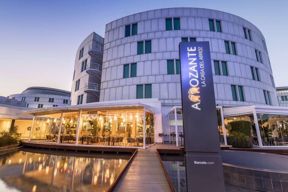 バルセロ セビリア レナンシミエント 写真