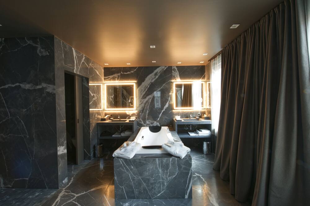 The Lamp Hotel 写真