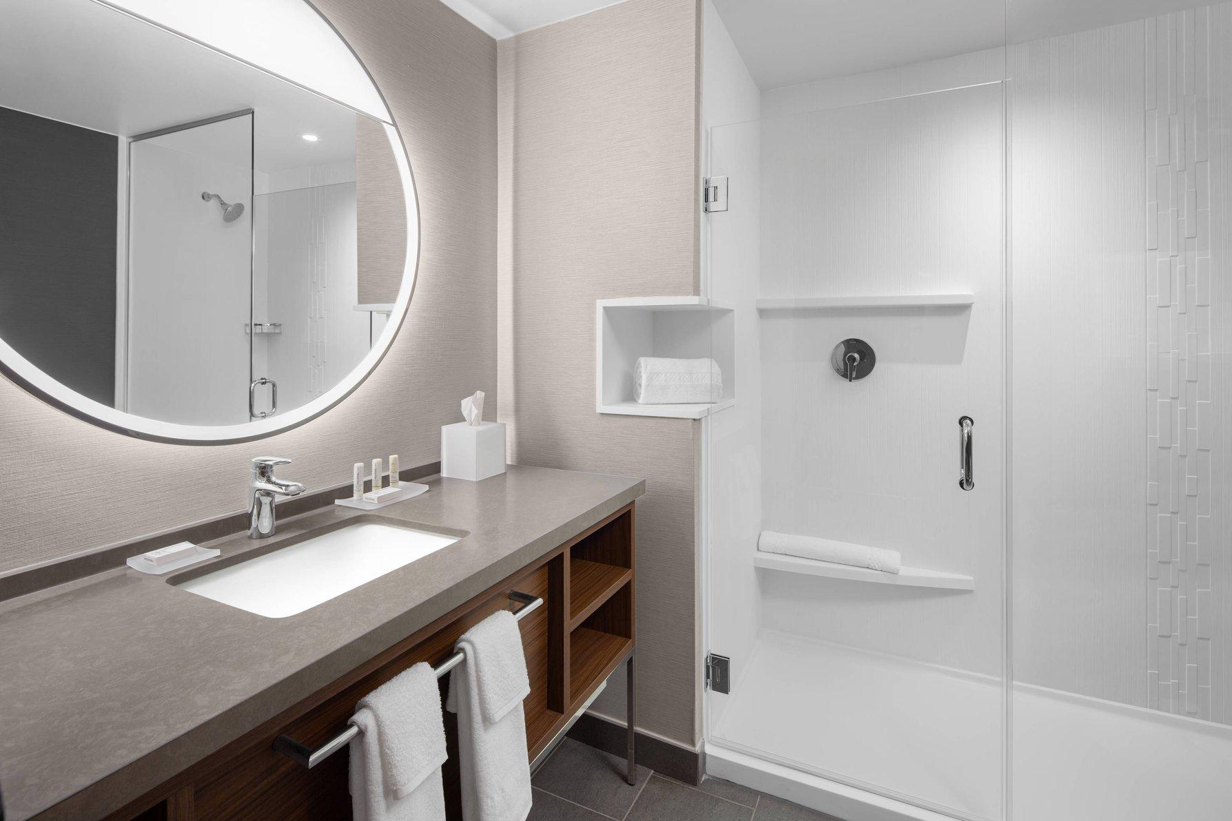 Courtyard by Marriott Lansing Downtown 写真