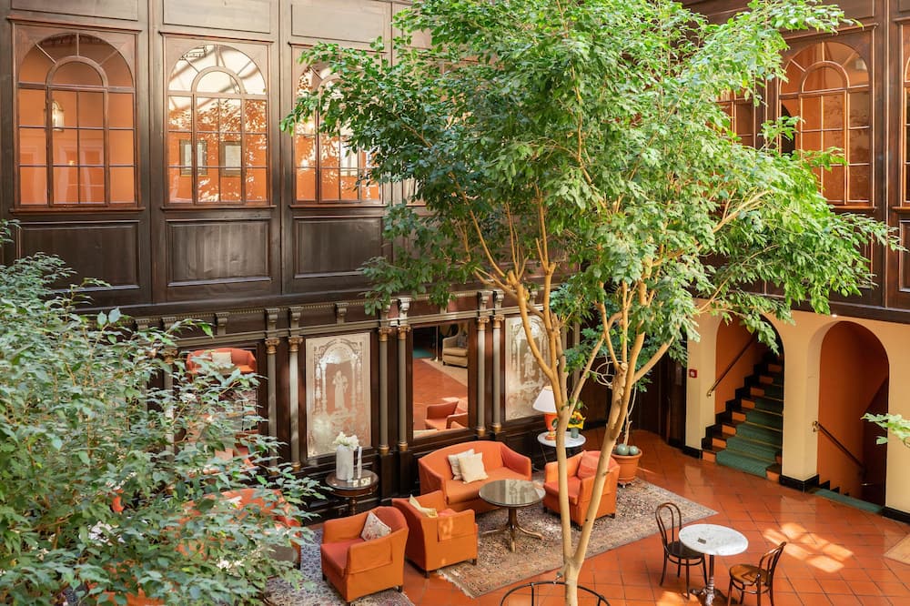 ホテル ケーニヒ フォン ウンガルン 写真