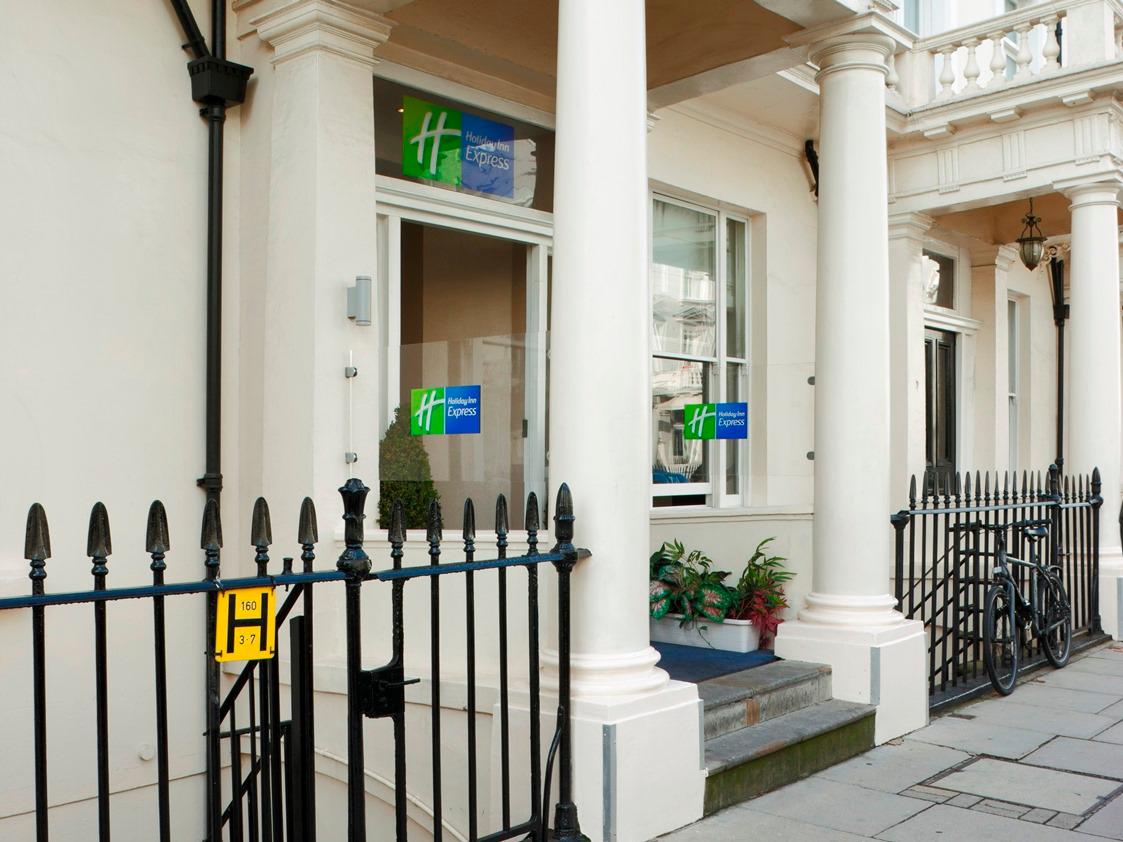 ホリデイ イン エクスプレス ロンドン ヴィクトリア バイ IHG 写真