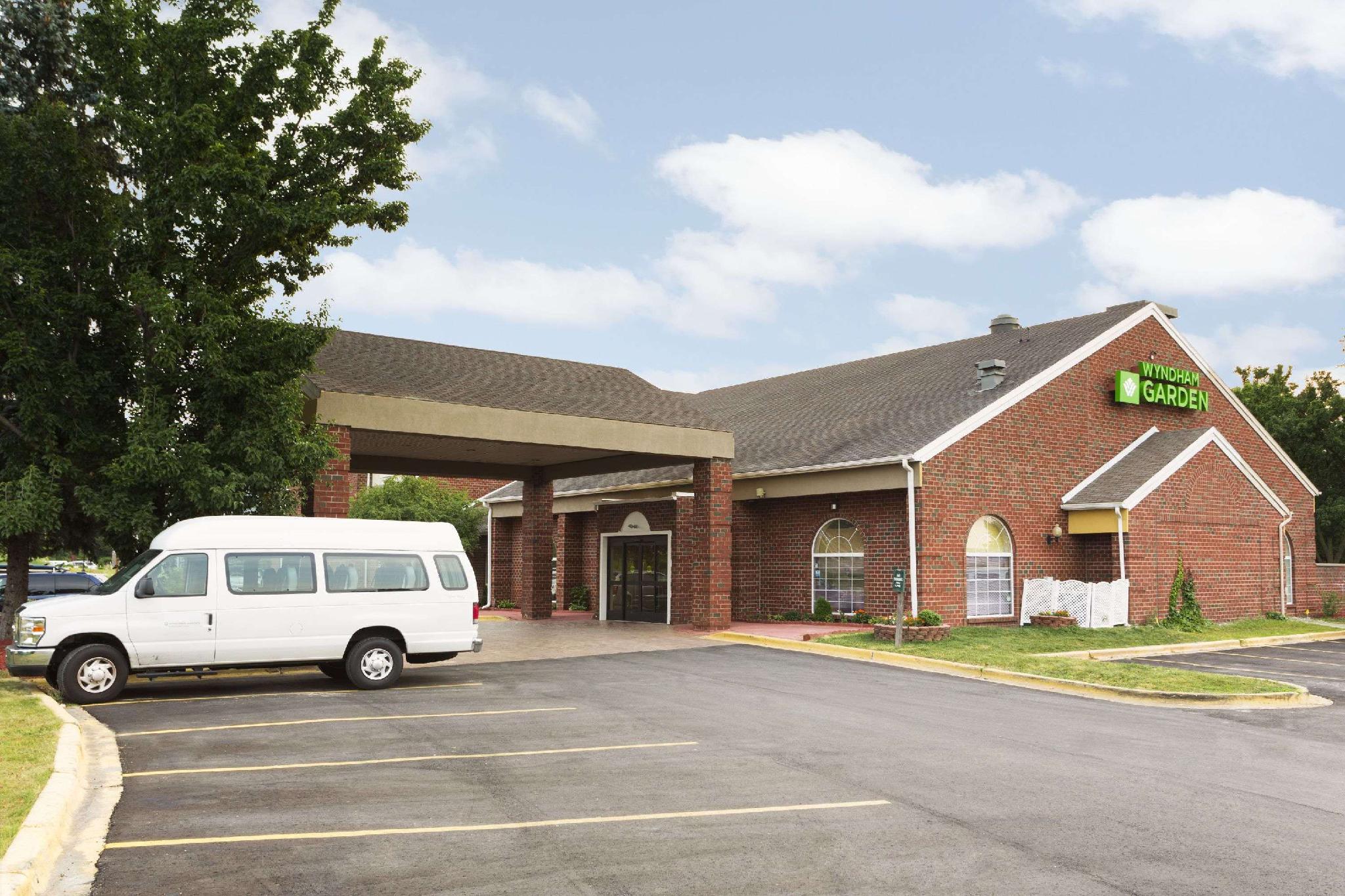 ウインダム ガーデン グランド ラピッズ エアポート 写真