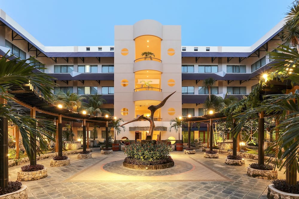 APプレミア バタム 写真