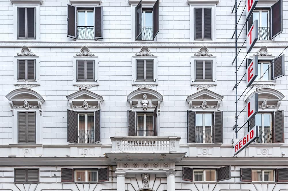 ラエリ ホテル レジオ 写真