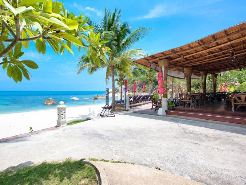 クリスタル ベイ ヨット クラブ ビーチ リゾート 写真