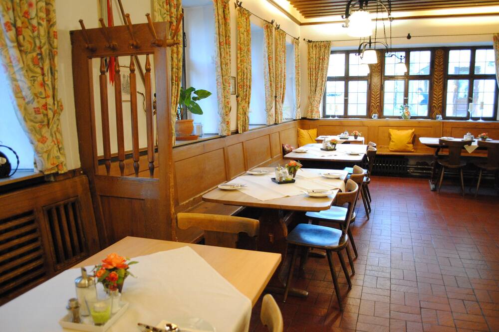 ホテル ツム ブレイテルレ 写真