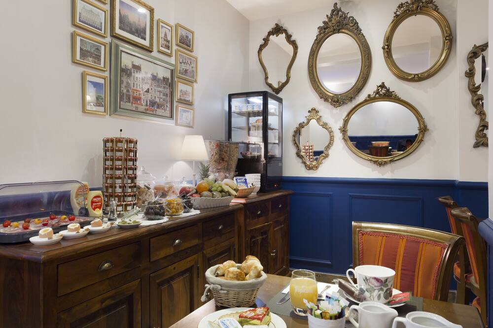 ホテル モガドール 写真