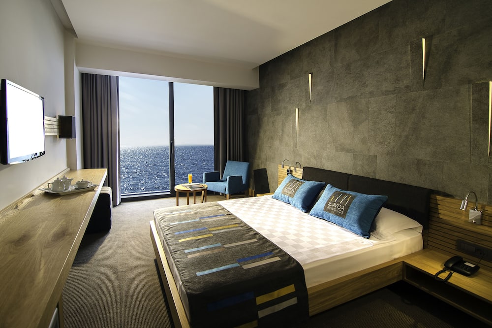 イライダ アバンギャルド ホテル 写真