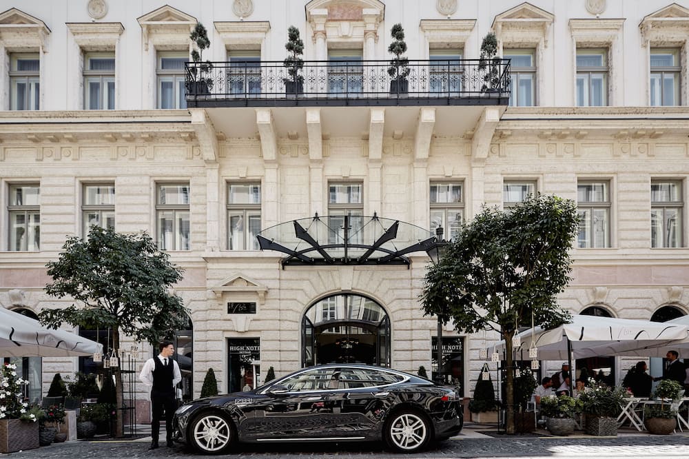 アリア ホテル ブダペスト バイ ライブラリー ホテル コレクション 写真