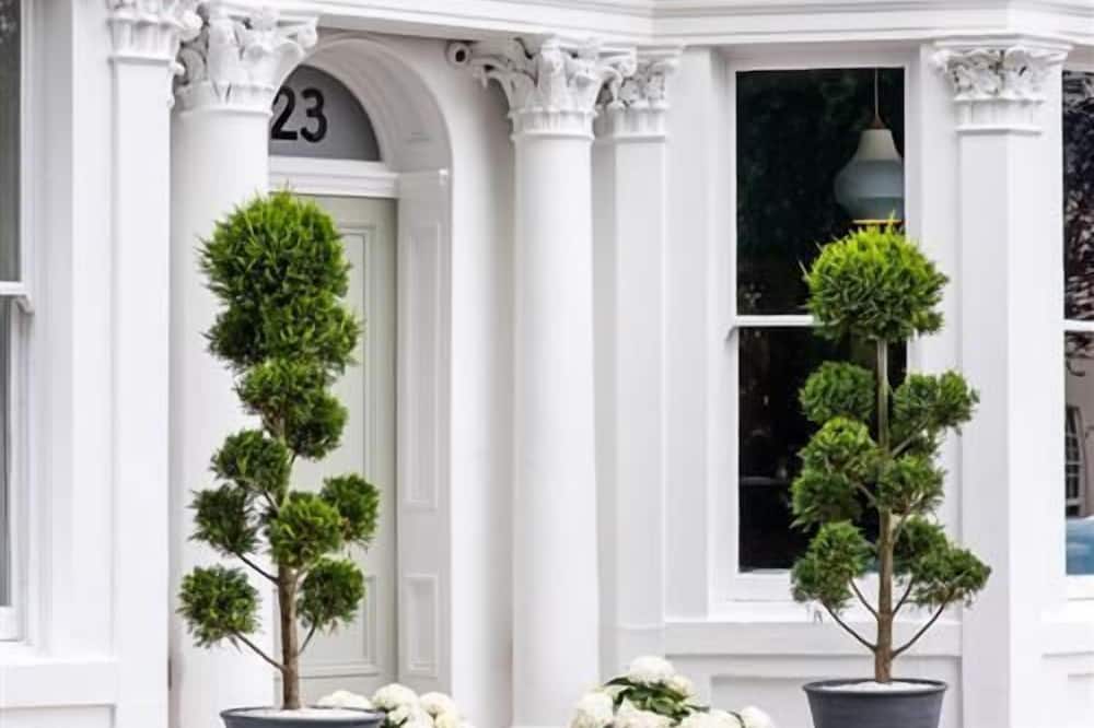 ザ ハイ フィールド タウン ハウス 写真