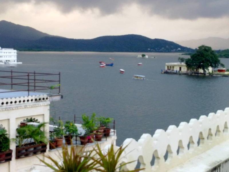 ホテル アーシィヤ ハベリ 写真