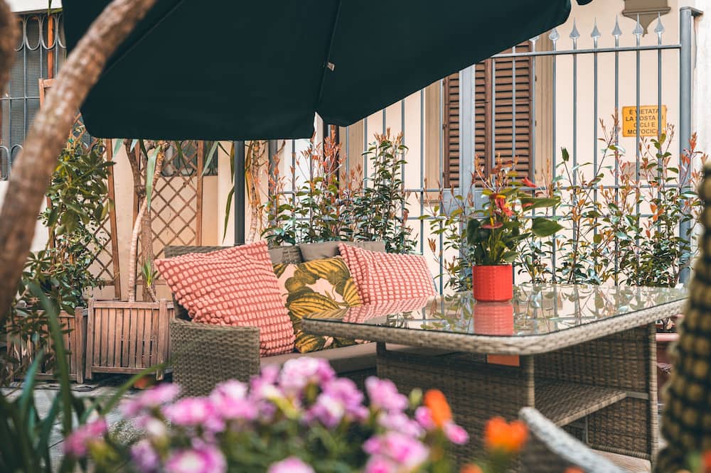 ホテル パラッツォ ベンチ 写真