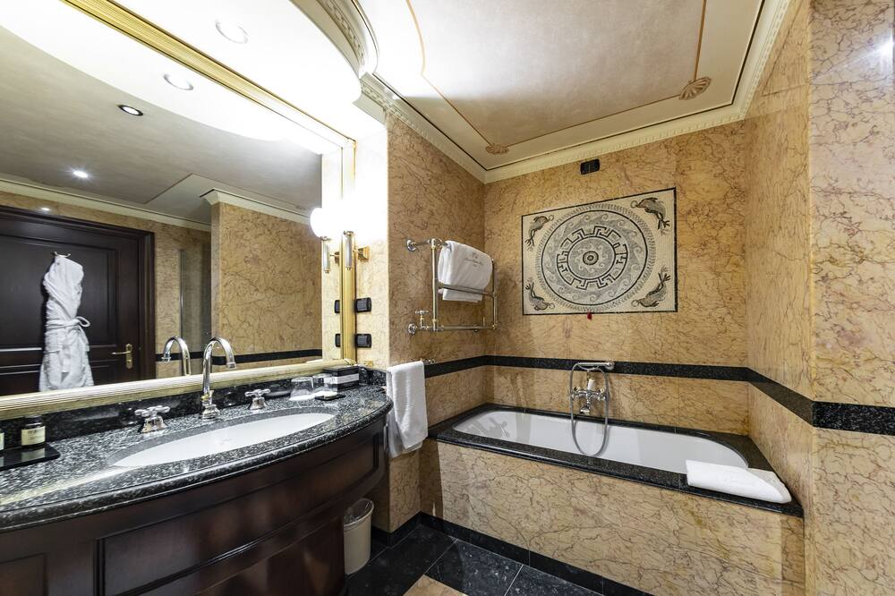 リバー シャトー ホテル 写真