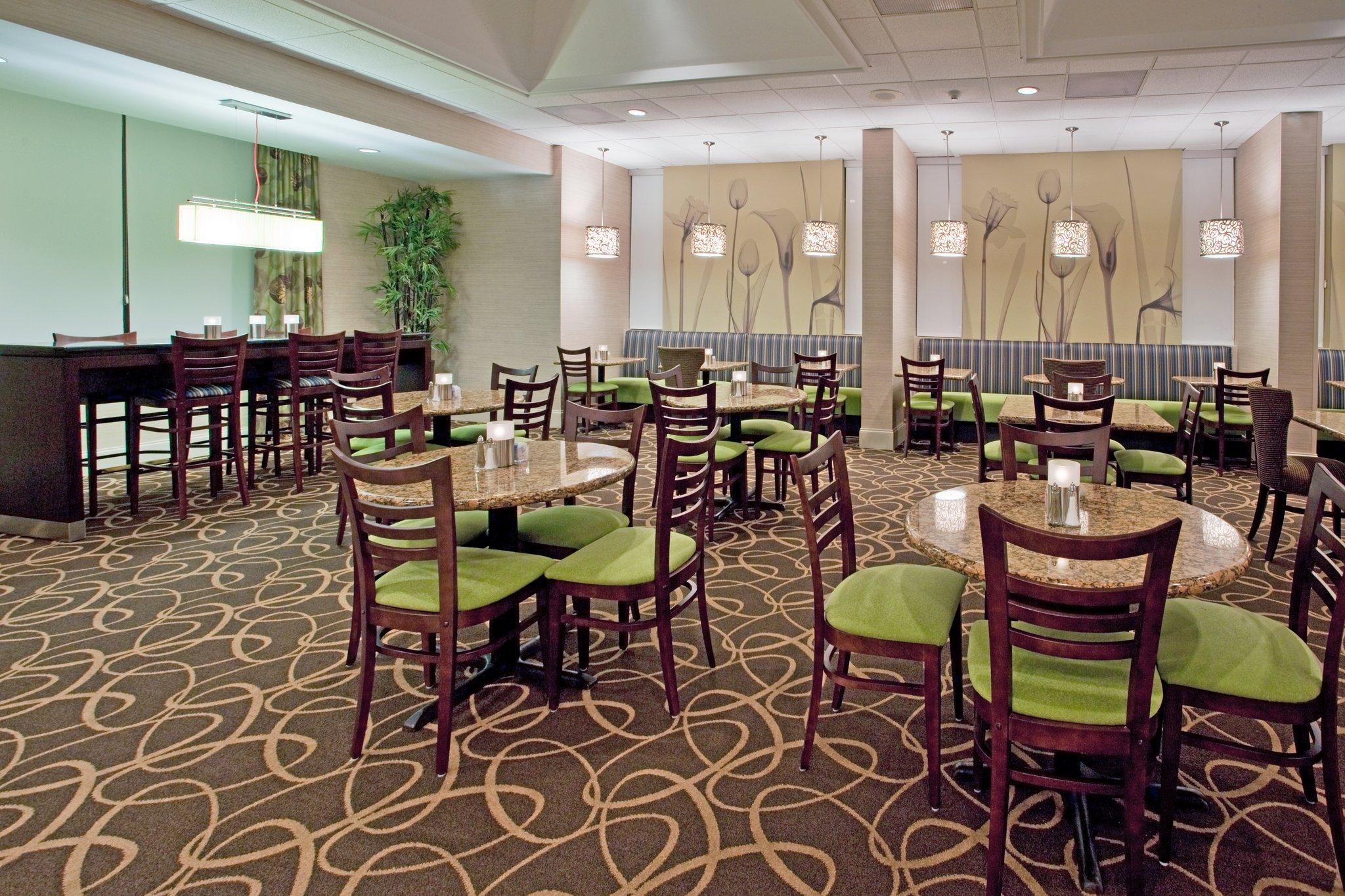 Raleigh North 写真