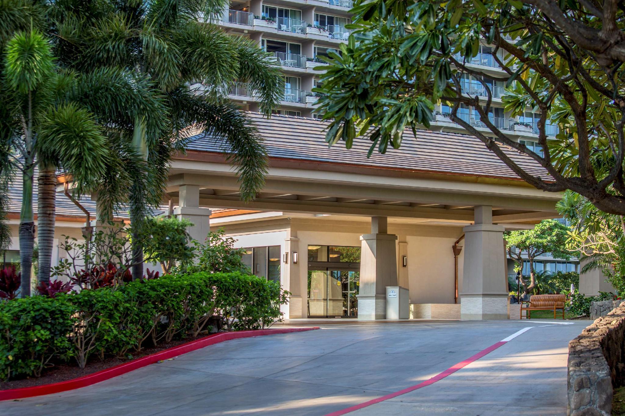 アストン アット ザ ホエラー オン カアナパリ ビーチ 写真