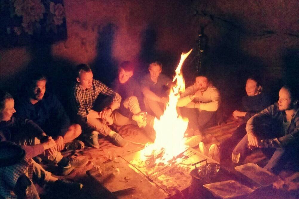 ビヨンド ワディ ラム キャンプ 写真