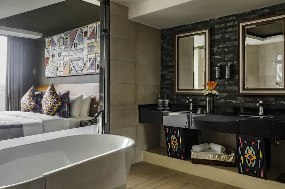 サロバ パナフリック ホテル 写真