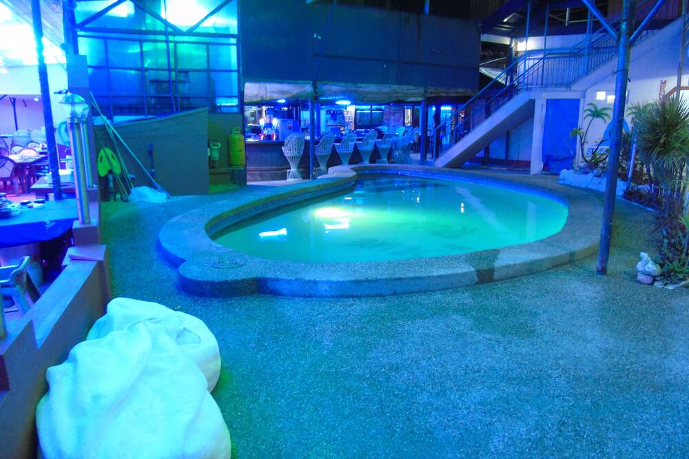 ブルー ロック ビーチ リゾート 写真