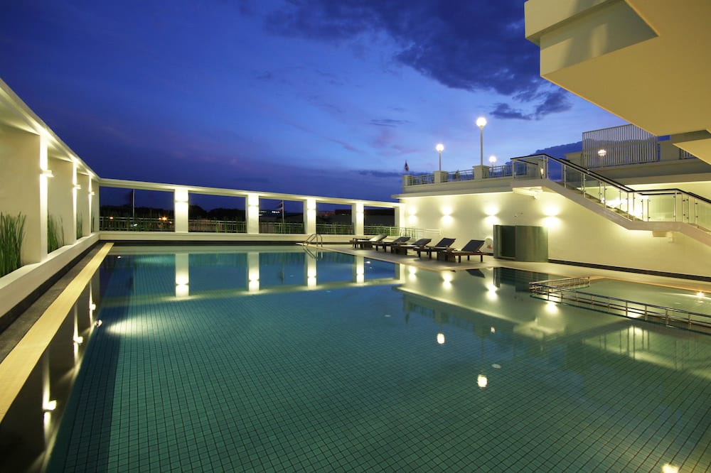 カンタリー ホテル カビンブリ 写真