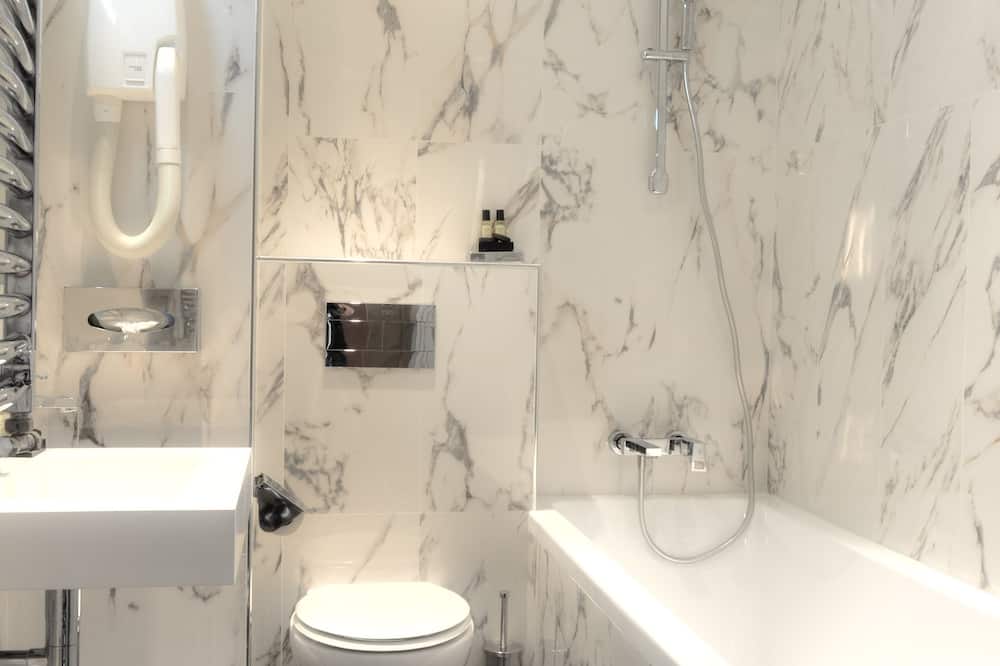 ホテル アスコット オペラ 写真