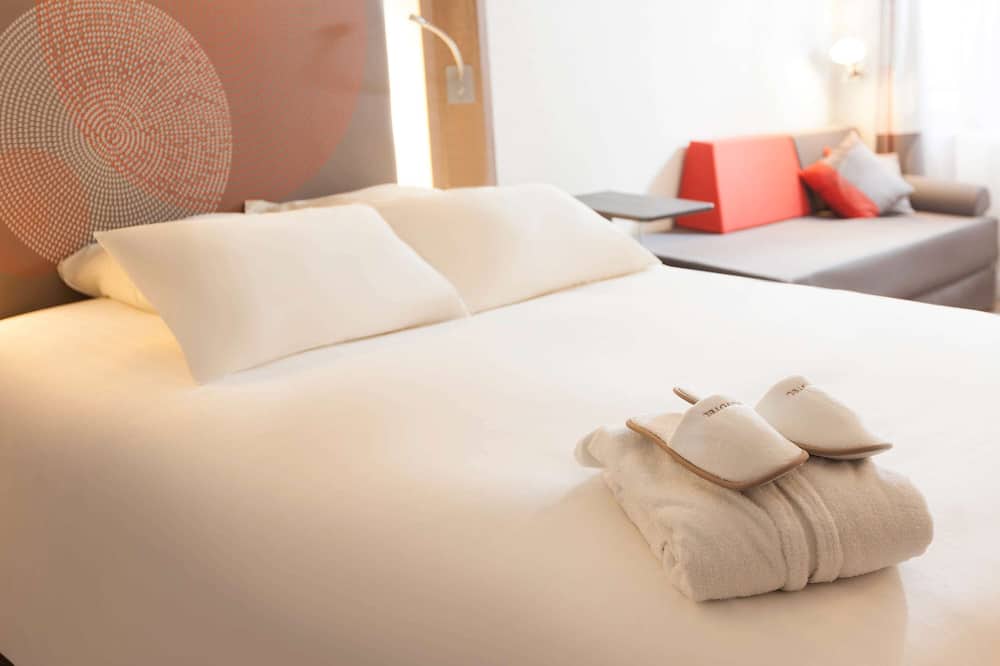 Novotel Avignon Nord Hotel 写真