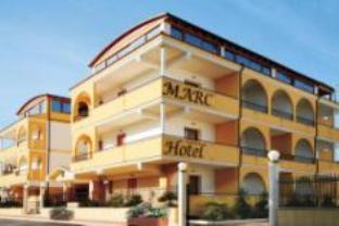 Marc Hotel 写真