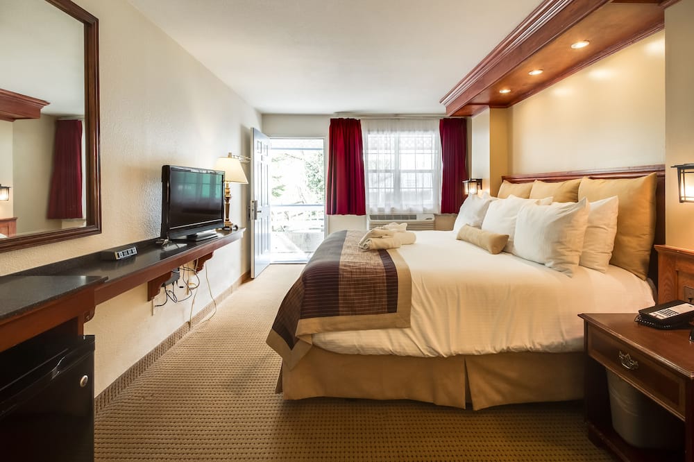 ツイン ピークス ロッジ & ホット スプリングス 写真