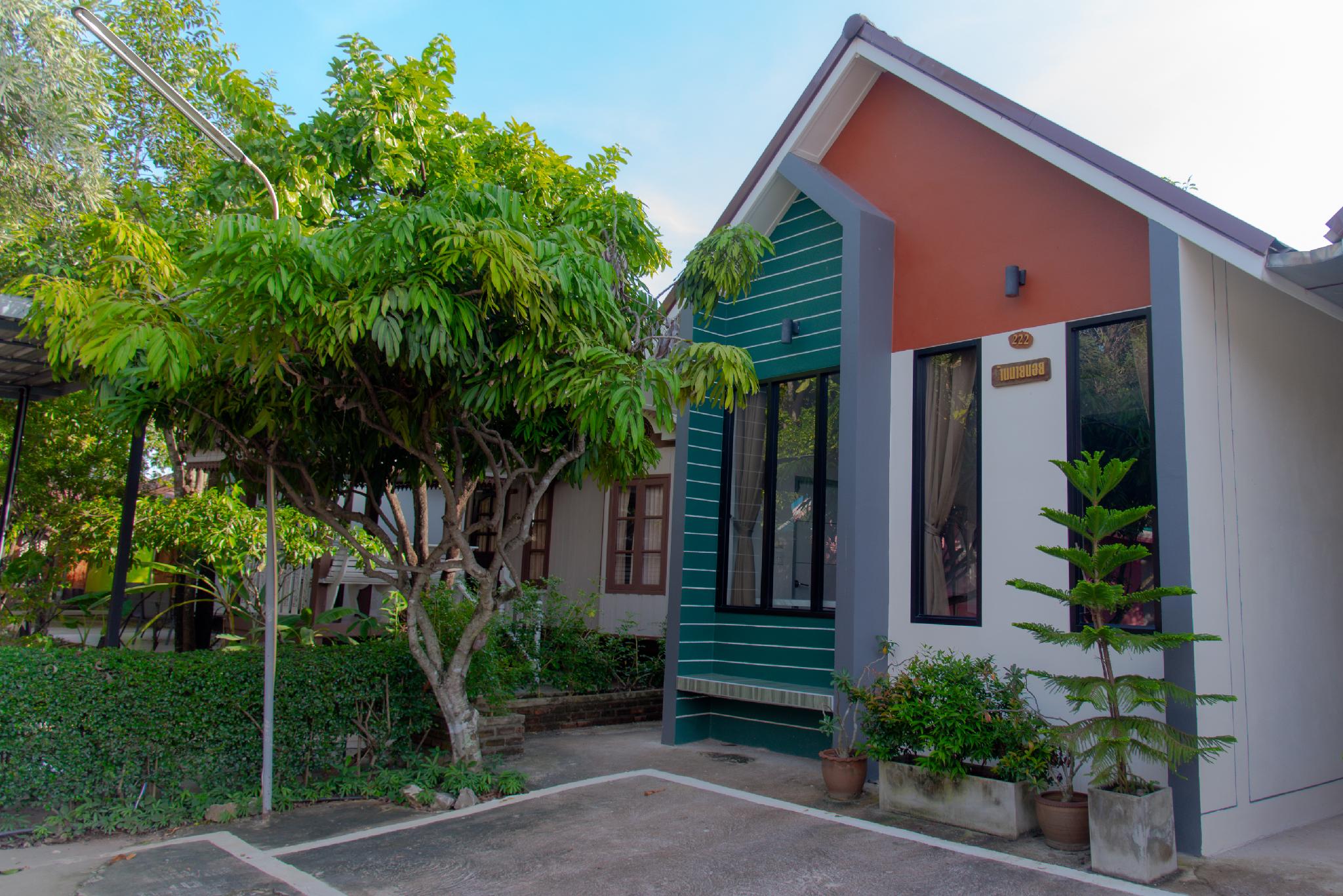 マイヤイ リゾート ビッグ ツリー 写真