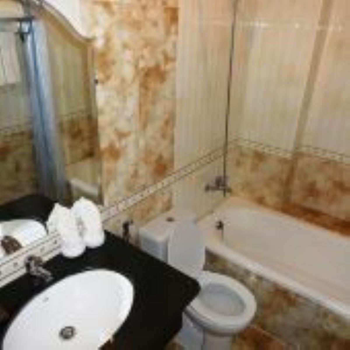 ロック ロイヤル ホテル & リゾート 写真