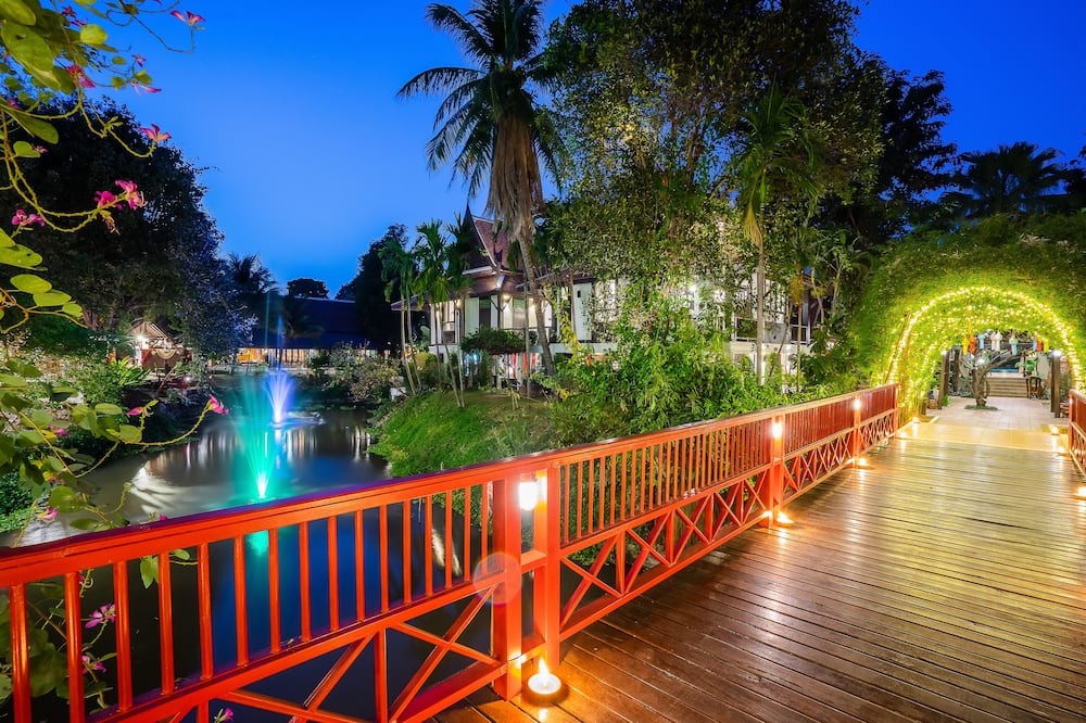 レジェンダ スコータイ 写真