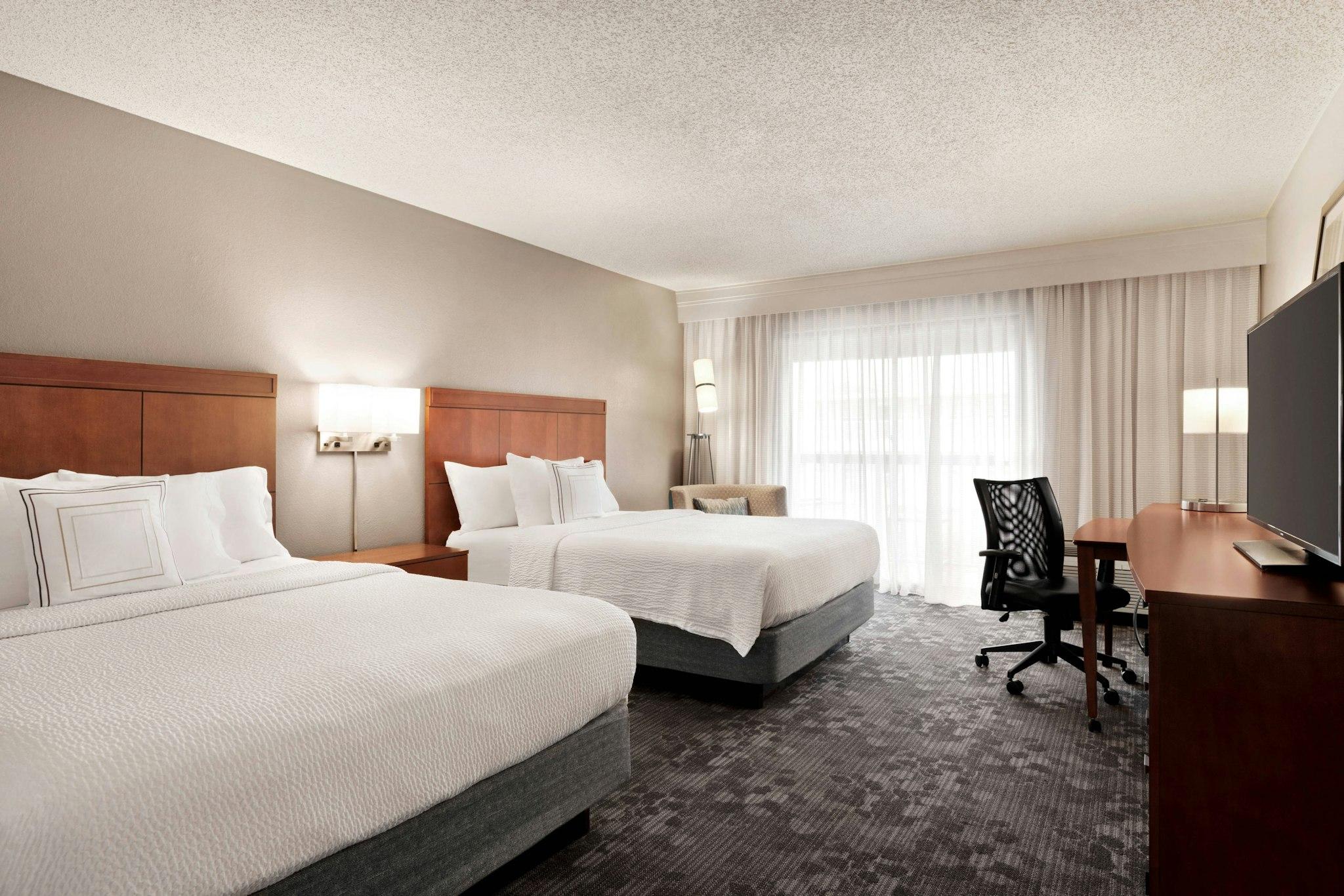 Courtyard by Marriott Tulsa Central 写真