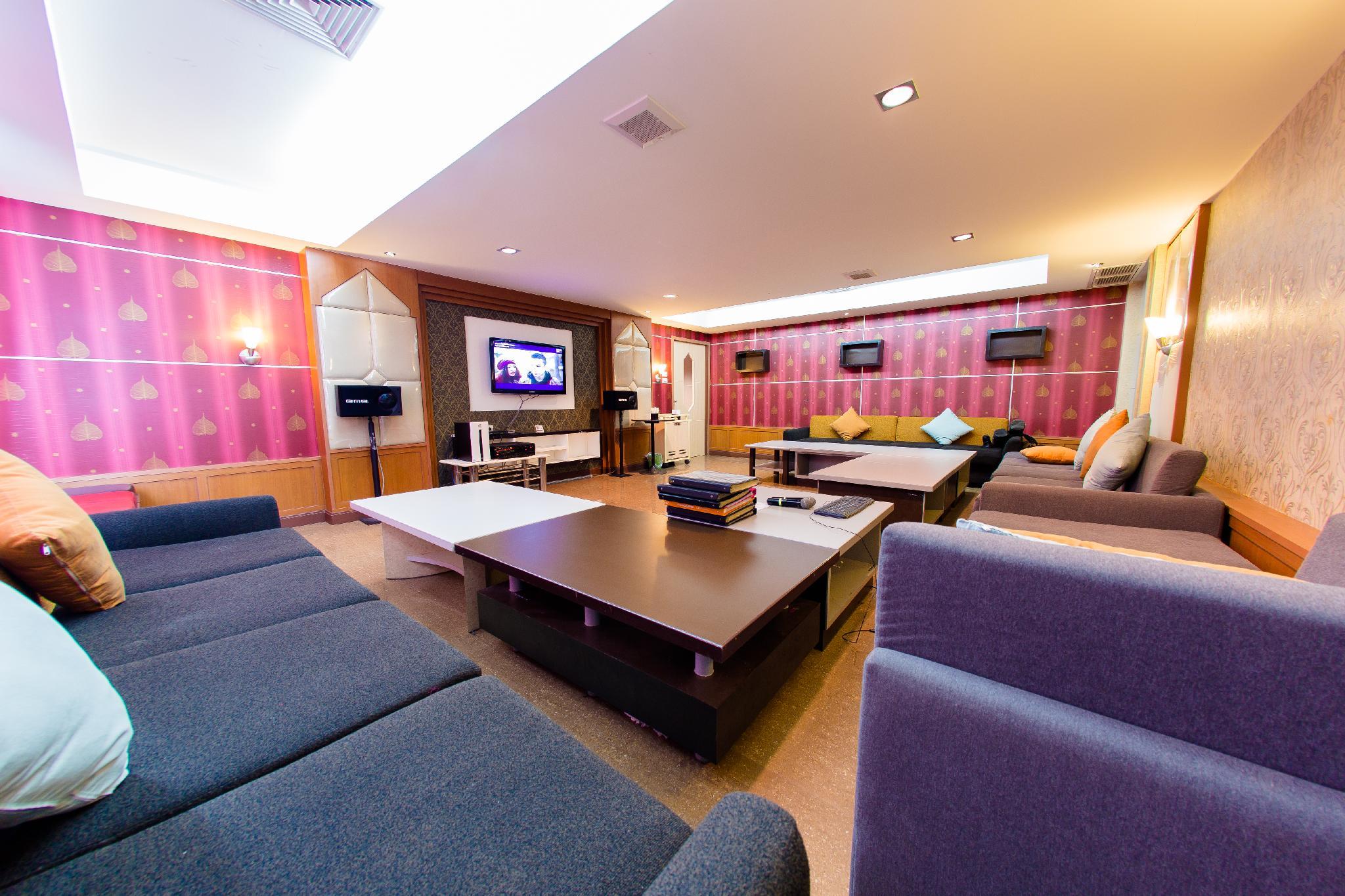 ロイヤル ロータス ホテル 写真