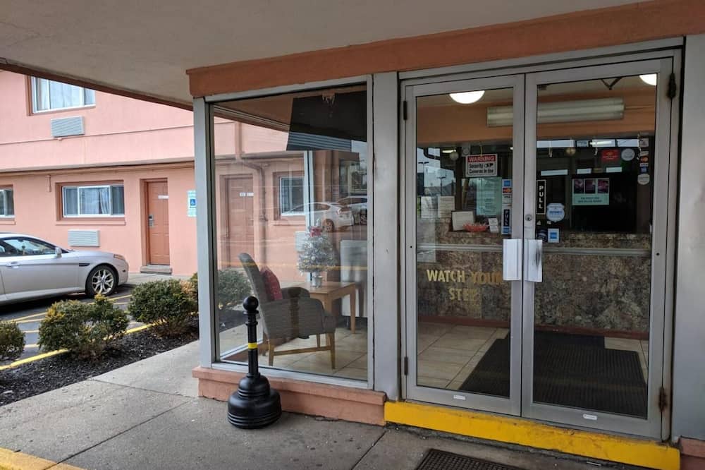 スカイラーク モーテル 写真