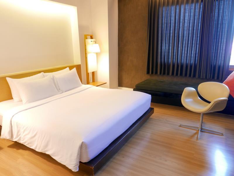 トリニティ シーロム ホテル 写真