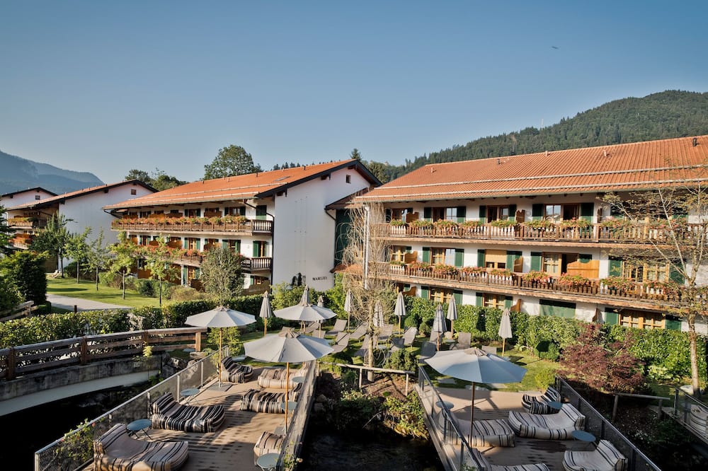 Spa & Resort Bachmair Weissach, LUXURY FAMILY RESORT 写真