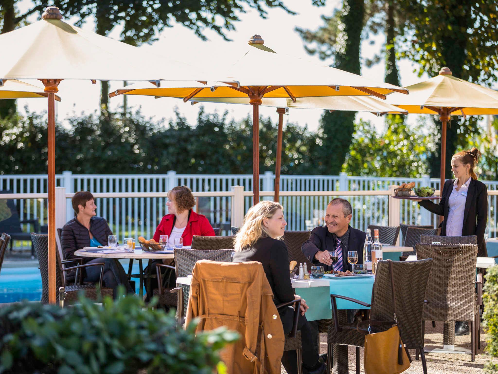 Ibis styles Lisieux Normandie 写真