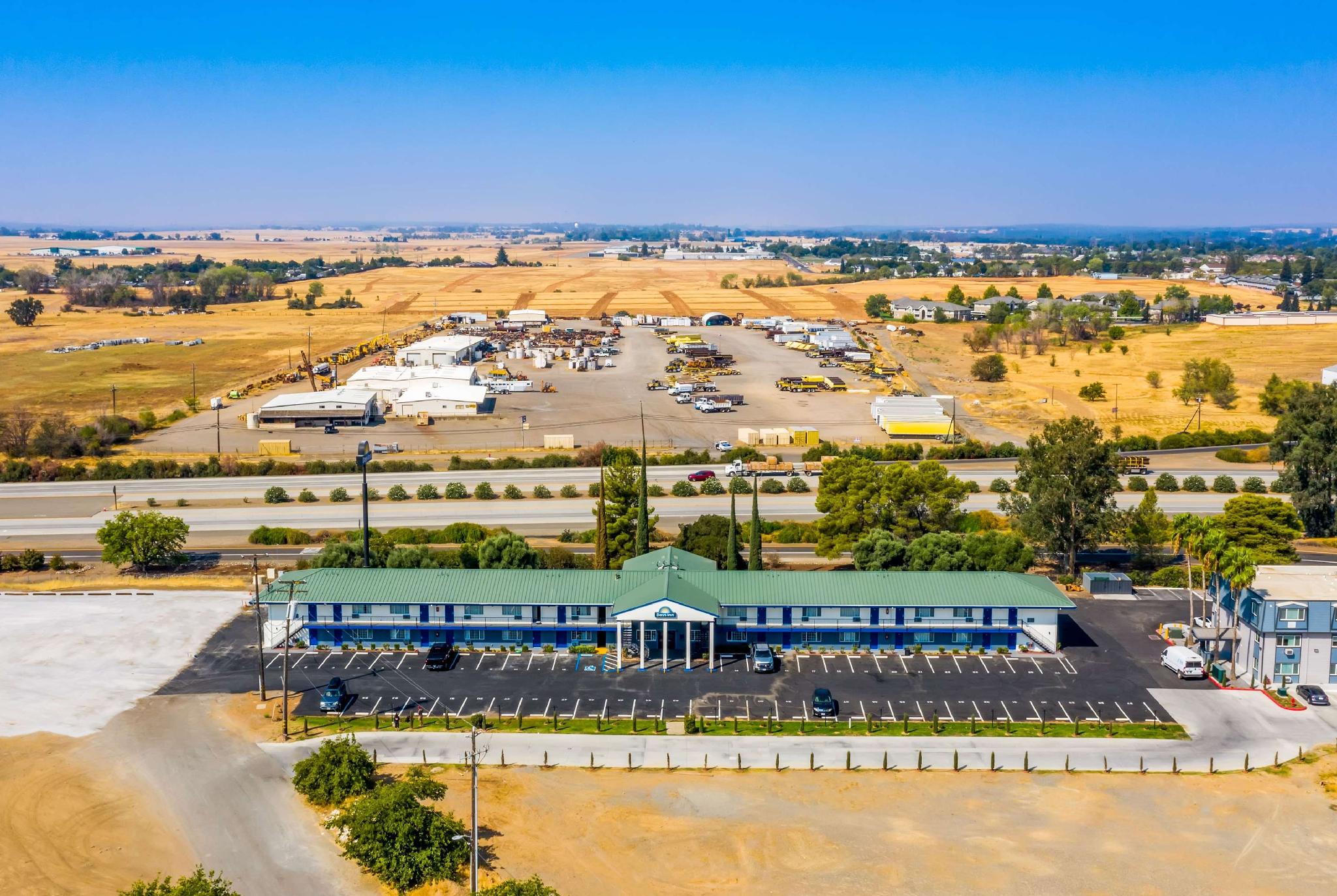 デイズ イン バイ ウィンダム レッド ブラフ 写真