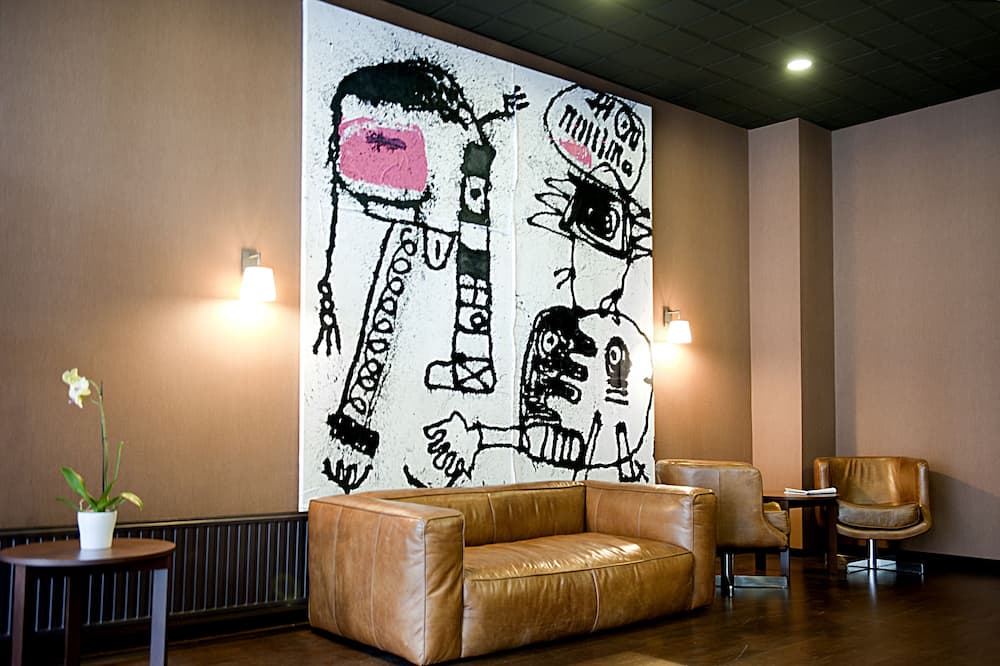 ニュー ホテル シャルルマーニュ 写真