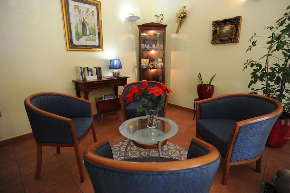 ホテル メディテラネオ 写真