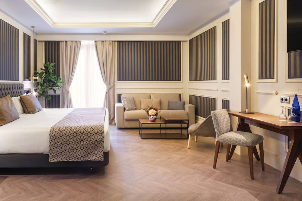 カタロニア ラス コルテス ホテル 写真