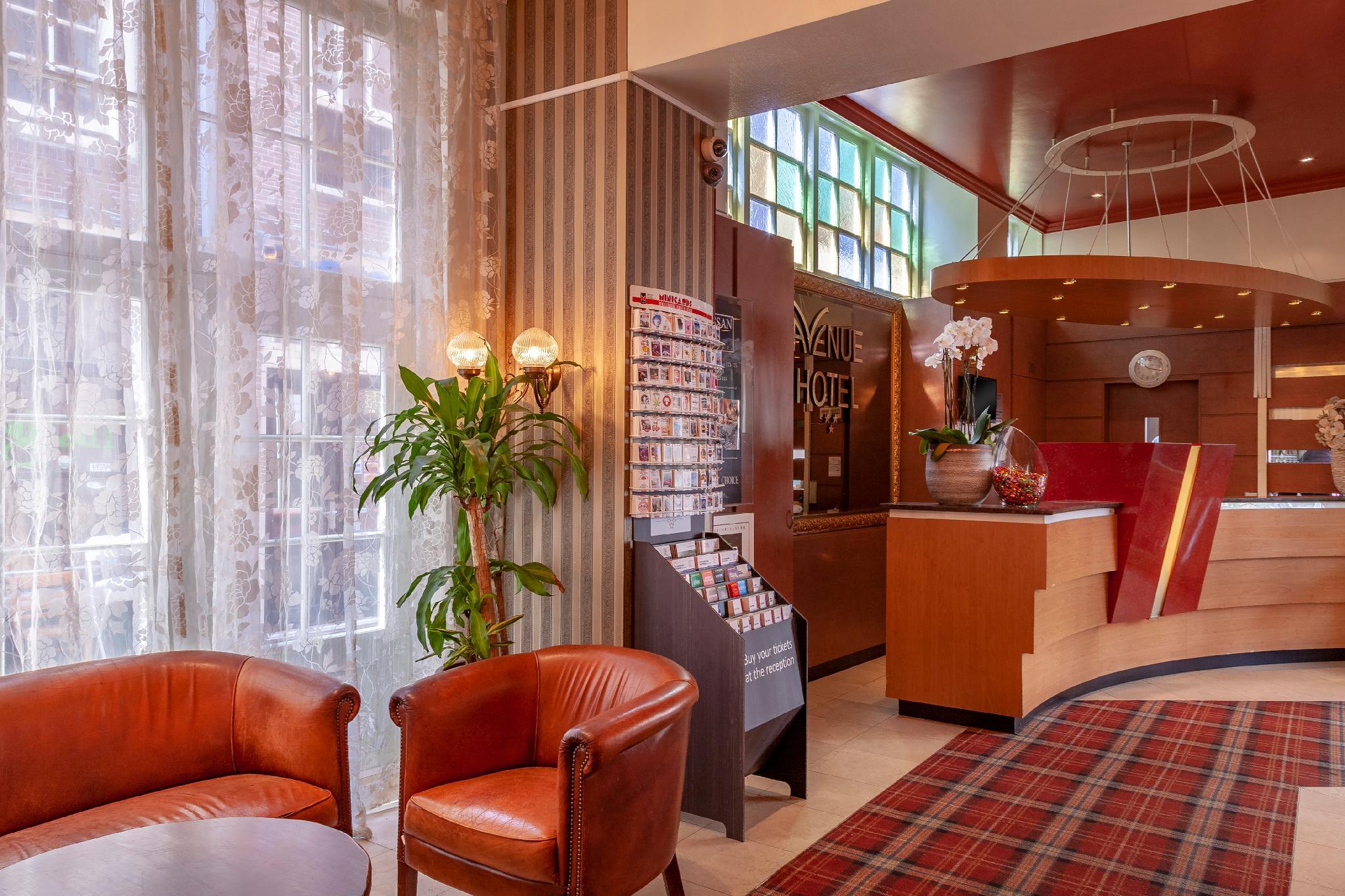 アベニュー ホテル 写真