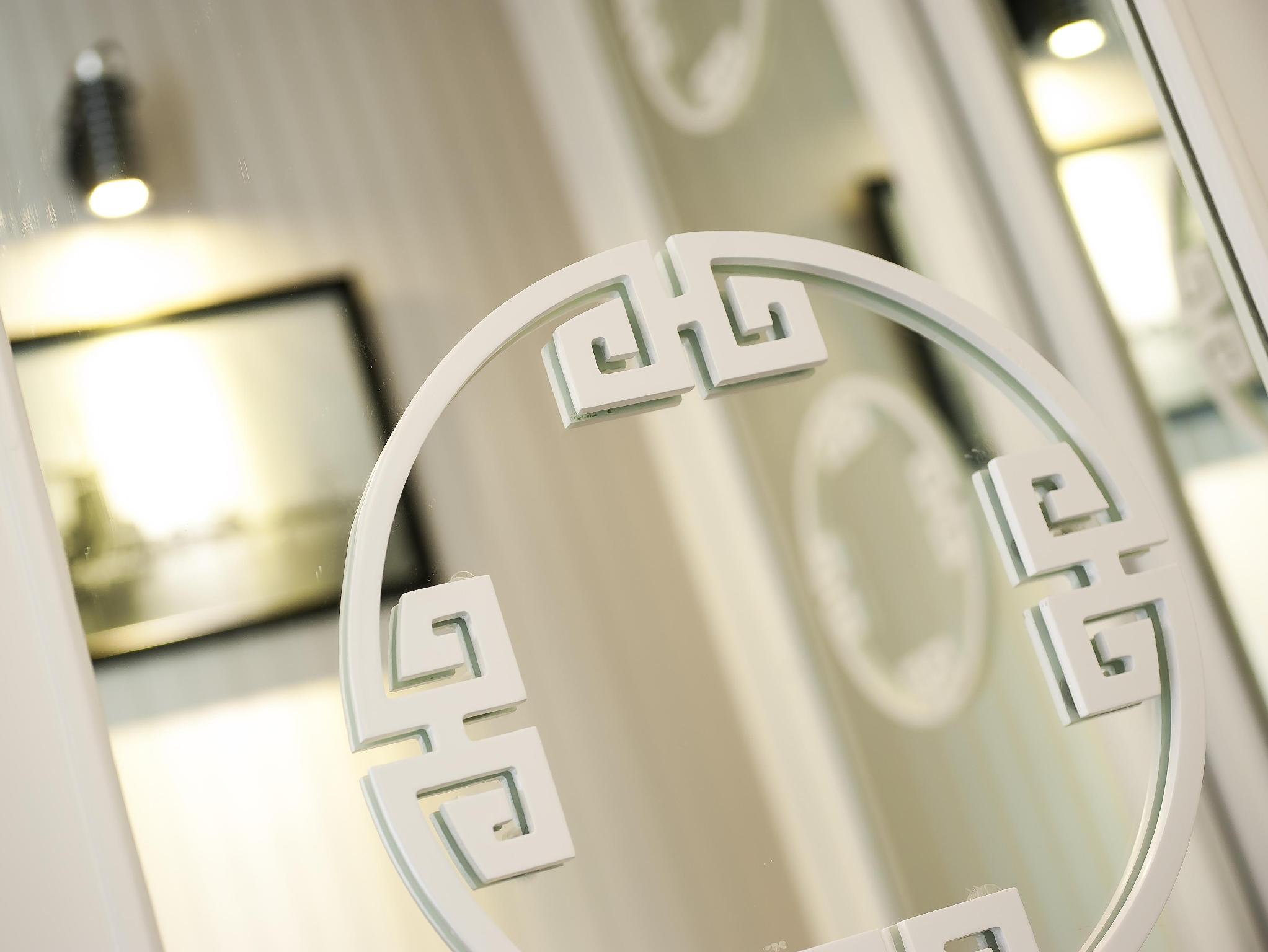 ミネルバ チャーチ ホテル 写真