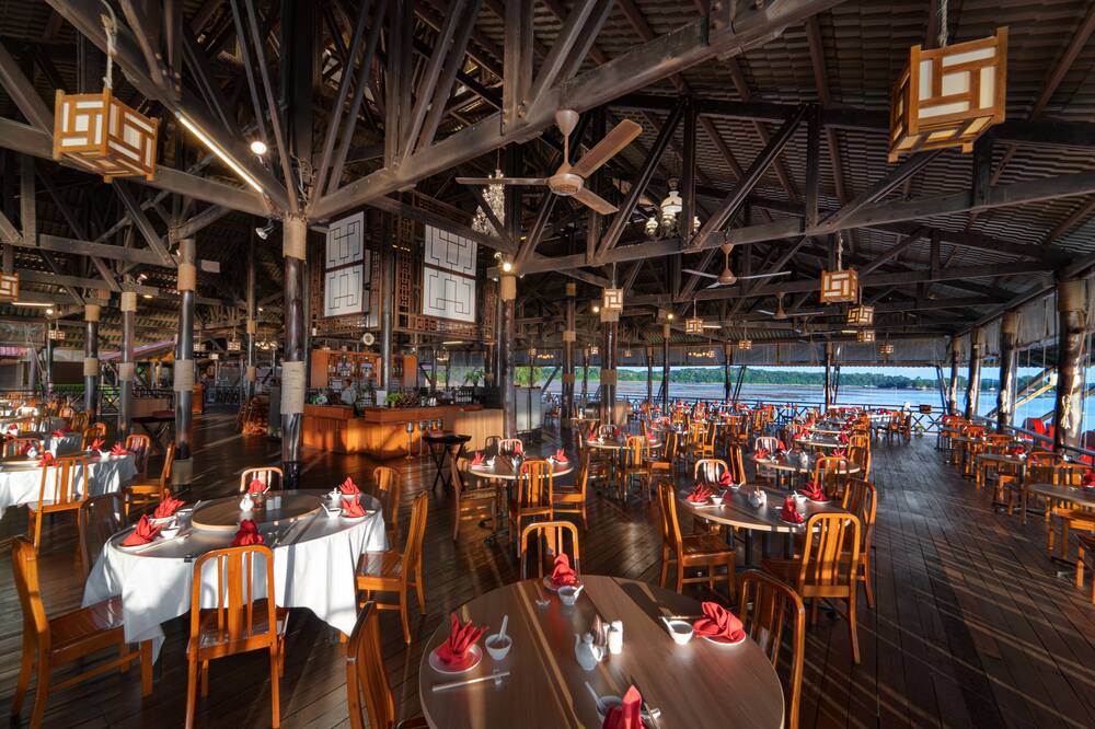 マヤン サリ ホテル 写真