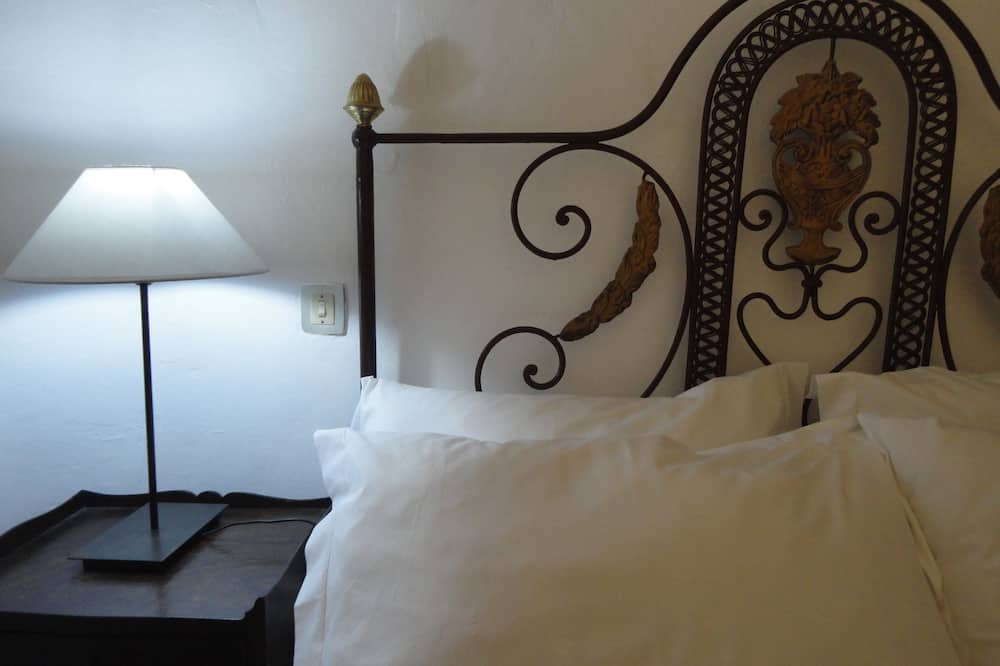 ホテル ソラー デ モンファリム 写真