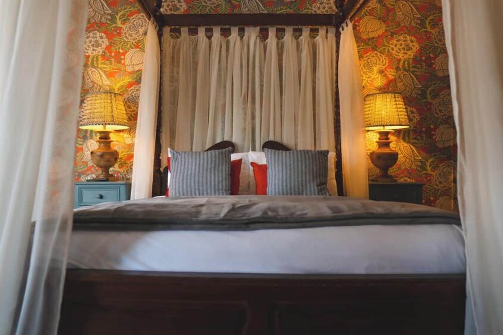 ザ スワン タルポリー 写真