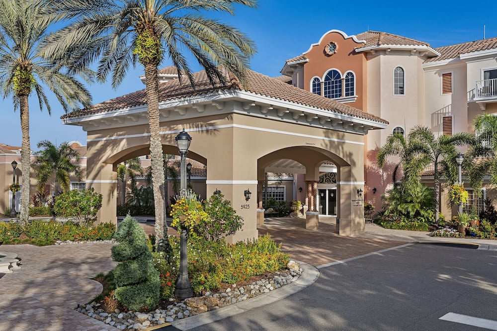 マリオッツ グランデ ビスタ 写真